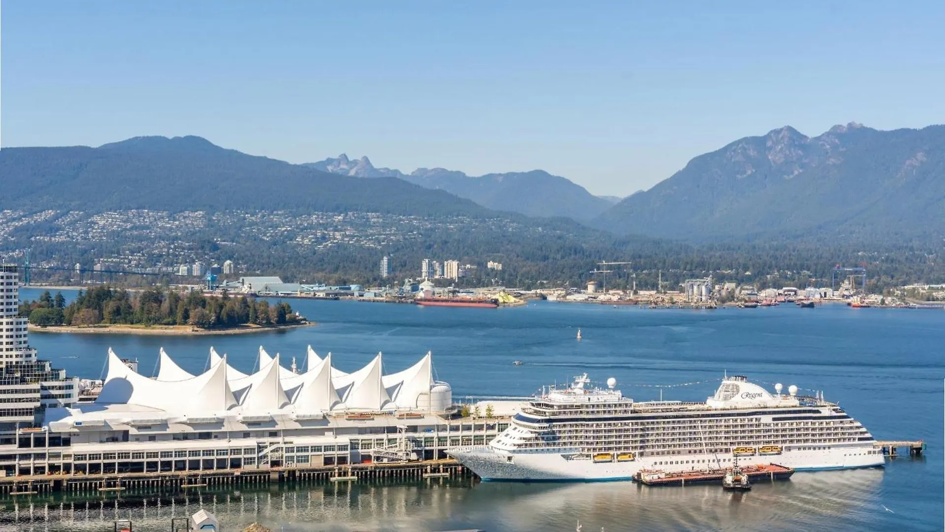 Luxury 2Br Apartment With Floor-To-Ceiling Windows And Mountains Vancouver
